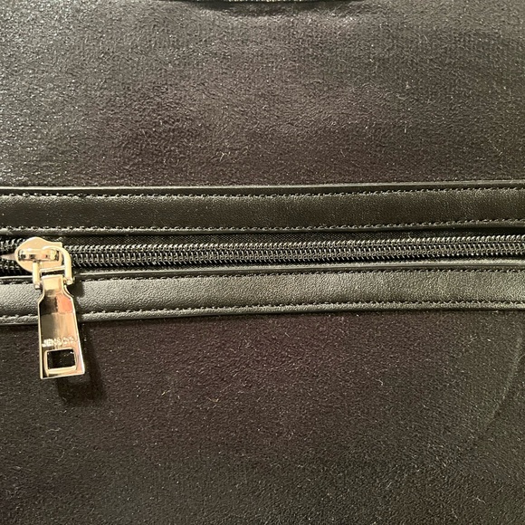 Jen & Co. black shimmer neoprene medium crossbody NWOT - Picture 2 of 13